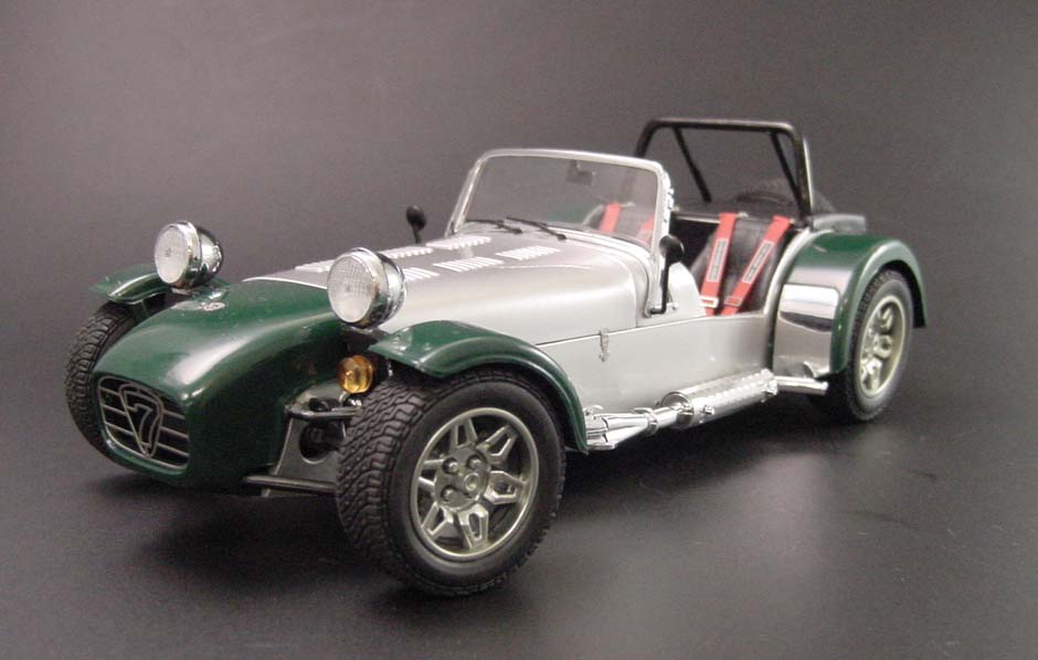 PSD30 46 118 Caterham Super 7 Cycle Fender Silver Green 08222SG