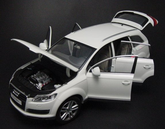 PSD12 47 118 Audi Q7 White 09221W 090629 1648